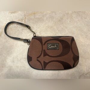 Coach Signature Brown Canvas Wristlet – Classic C Logo – Zip Top